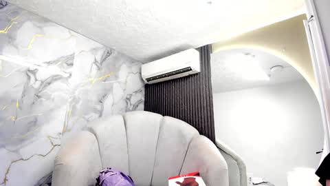 Im Katherine but call me Kate  online show from January 22, 12:06 pm