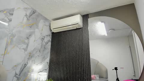 Im Katherine but call me Kate  online show from October 8, 12:25 pm