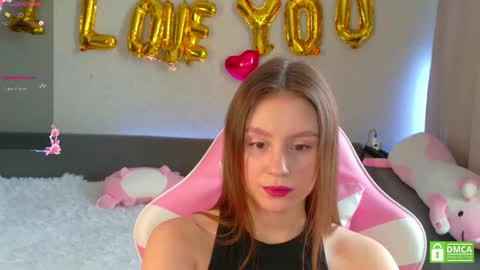 Snapshot of katenickson chatting on February 24, 5:16 am katenickson online show from February 24, 5:16 am