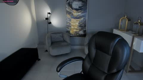 Snapshot of katesunder chatting on January 25, 9:57 am K A T E online show from January 25, 9:57 am