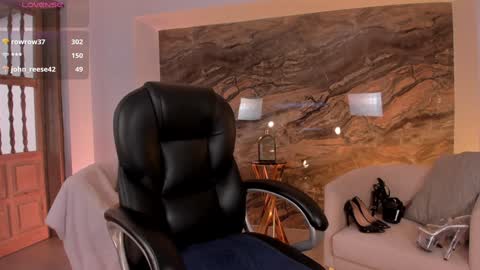Snapshot of katesunder chatting on February 8, 6:22 pm K A T E online show from February 8, 6:22 pm