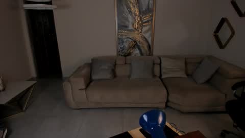 K A T E  online show from March 22, 7:34 am