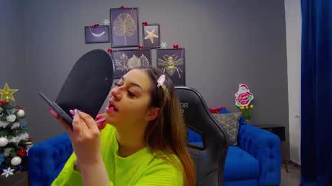 Kate online show from December 13, 9:30 pm