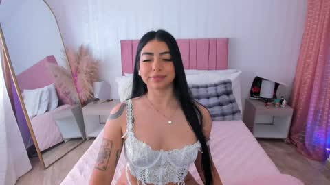   online show from January 29, 8:35 pm