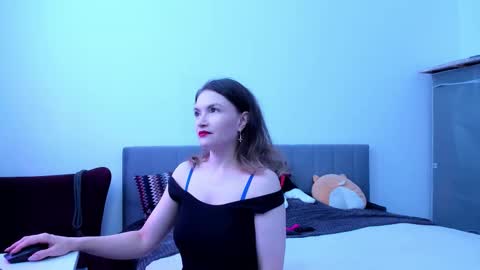 Katherine online show from October 12, 7:29 am