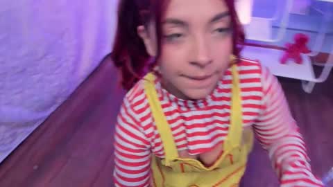 Kathia  online show from January 8, 4:04 am