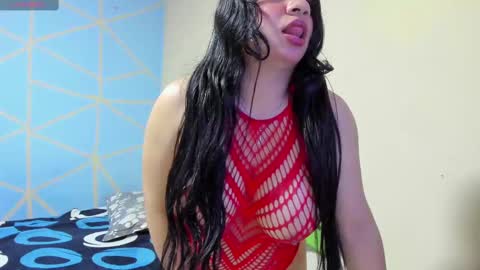 Snapshot of kathiaa_spring chatting on September 27, 2:11 pm kathia online show from September 27, 2:11 pm