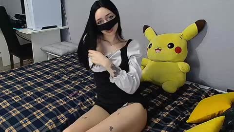 KathrineBerry online show from December 16, 6:43 am