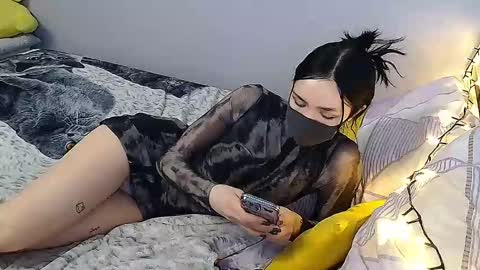 KathrineBerry online show from February 14, 7:17 am