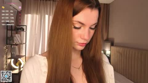 Lola online show from April 7, 4:13 am