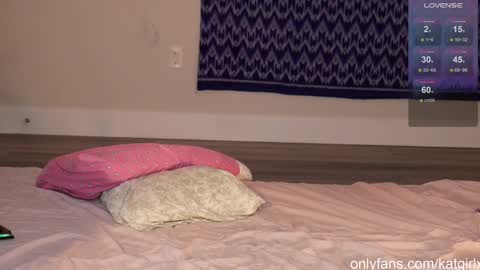 Kathryn Ivy online show from December 19, 2:02 pm