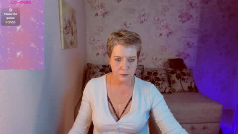 Kathy online show from December 7, 1:51 pm