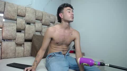 Kaht y Aiden online show from February 18, 7:54 pm