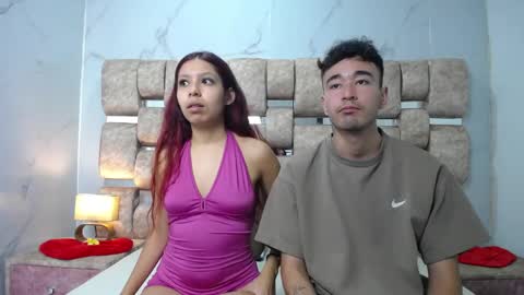 Kaht y Aiden online show from April 4, 8:06 pm