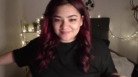 kathygonzalez_ online show from January 13, 10:14 am