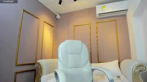 Kathy online show from February 18, 7:30 pm