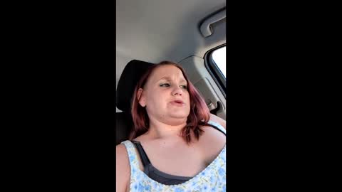 kati3darrin88 online show from April 17, 6:55 pm