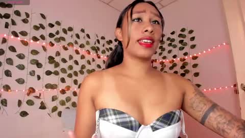 Snapshot of katia606424 chatting on April 16, 3:35 pm Katia online show from April 16, 3:35 pm
