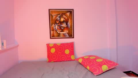 Khaterine online show from February 25, 3:38 pm