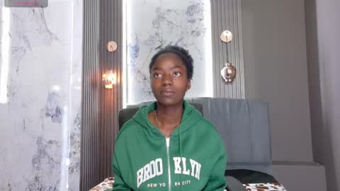 Snapshot of katia_green chatting on February 9, 12:20 pm Katia online show from February 9, 12:20 pm