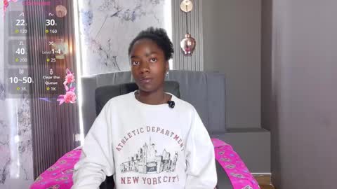 Snapshot of katia_green chatting on February 11, 3:39 pm Katia online show from February 11, 3:39 pm