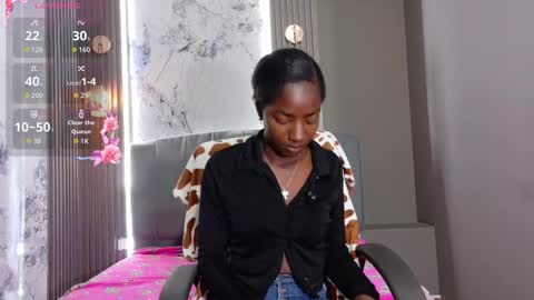 Snapshot of katia_green chatting on February 13, 1:18 pm Katia online show from February 13, 1:18 pm