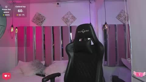 KATIA  online show from November 17, 12:44 pm