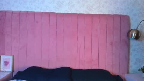 Snapshot of katiawilson_ chatting on February 9, 2:43 pm katiawilson online show from February 9, 2:43 pm