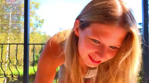 Snapshot of katie_dierse chatting on September 9, 8:58 am Katie online show from September 9, 8:58 am