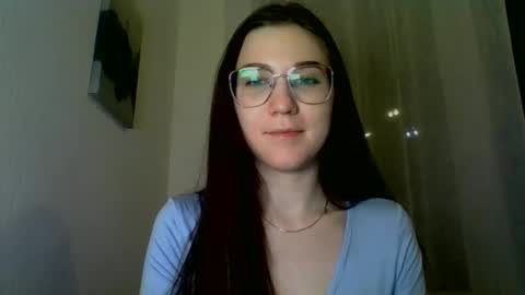 katie_foxi online show from February 17, 6:15 pm