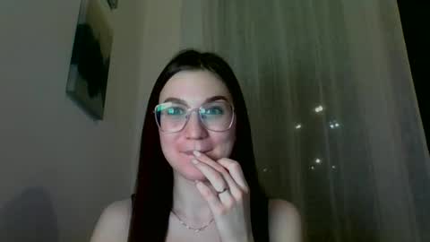 katie_foxi online show from March 12, 7:59 pm