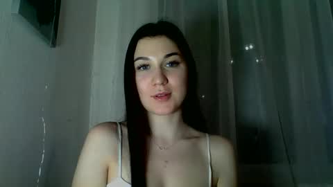 katie_foxi online show from February 1, 6:50 pm