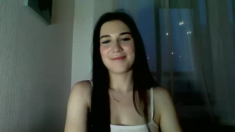 Snapshot of katie_foxi chatting on May 6, 6:24 pm katie_foxi online show from May 6, 6:24 pm
