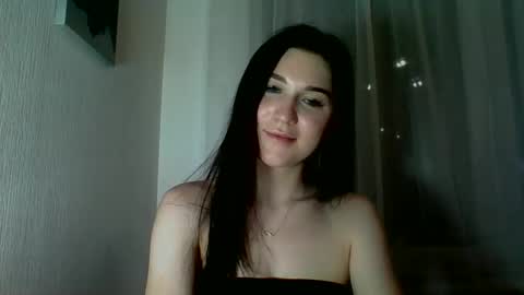 Snapshot of katie_foxi chatting on May 16, 7:34 pm katie_foxi online show from May 16, 7:34 pm