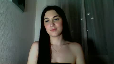 Snapshot of katie_foxi chatting on May 29, 8:40 pm katie_foxi online show from May 29, 8:40 pm