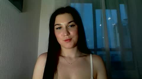 Snapshot of katie_foxi chatting on June 2, 7:16 pm katie_foxi online show from June 2, 7:16 pm