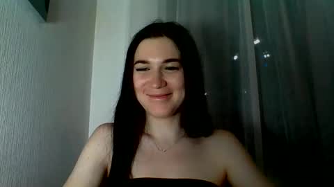 Snapshot of katie_foxi chatting on June 10, 8:52 pm katie_foxi online show from June 10, 8:52 pm