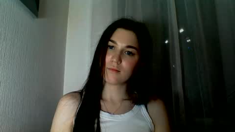 Snapshot of katie_foxi chatting on June 13, 8:29 pm katie_foxi online show from June 13, 8:29 pm