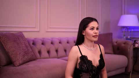 Katie online show from November 2, 7:05 pm