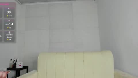 katie_perry18 online show from January 15, 11:41 pm