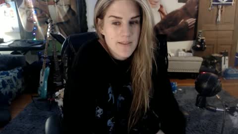 Katie online show from March 8, 5:07 am