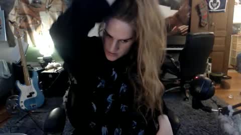 Snapshot of katiecutie_5 chatting on May 1, 3:55 am Katie online show from May 1, 3:55 am
