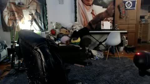 Katie online show from June 17, 4:59 am
