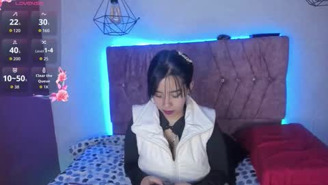 Katie online show from February 14, 10:34 am