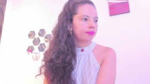KATE  online show from April 25, 5:21 pm