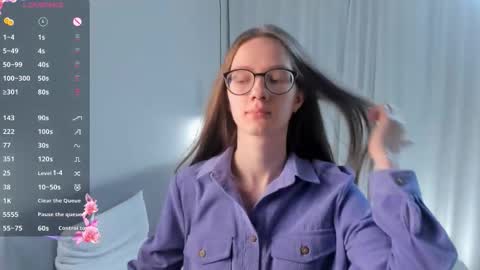 Scarlett online show from December 3, 8:34 am