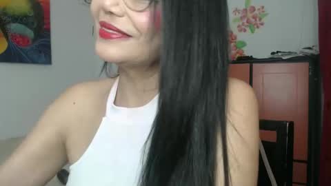katiusca_horny2 online show from April 3, 9:18 am