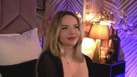 KatJolie online show from February 13, 8:38 pm