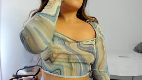 Follow me on instagram and twitter as correaktnees online show from December 26, 7:35 am