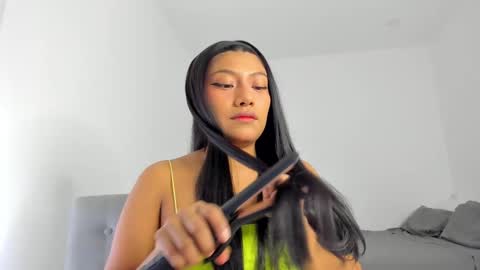 Follow me on instagram and twitter as correaktnees online show from March 10, 7:53 am